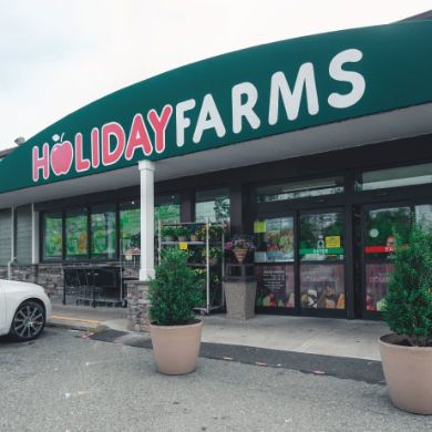 Holiday Farms (Roslyn)