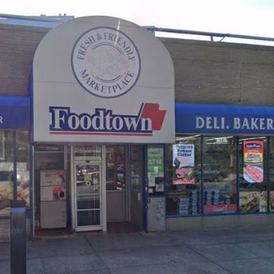 Foodtown of Rego Park