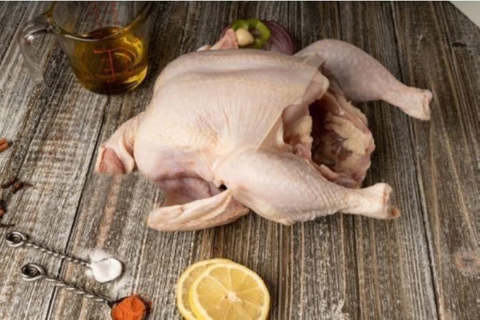 Halal Whole Chicken (Skin On) - 2.5 lbs