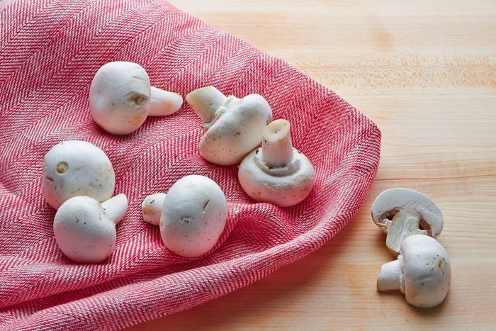 Organic White Mushrooms - 8 Ounces