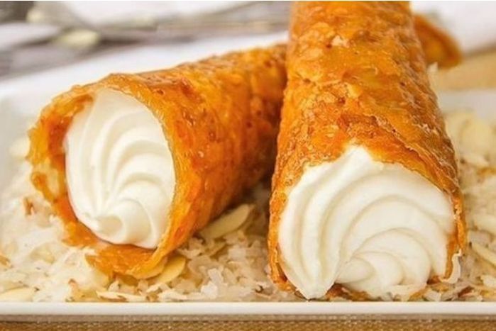 Almond Cheesecake Cone