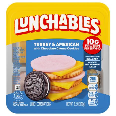 Lunchables Turkey & American with Chocolate Creme Cookies Lunch Combinations - 3.2 Ounces