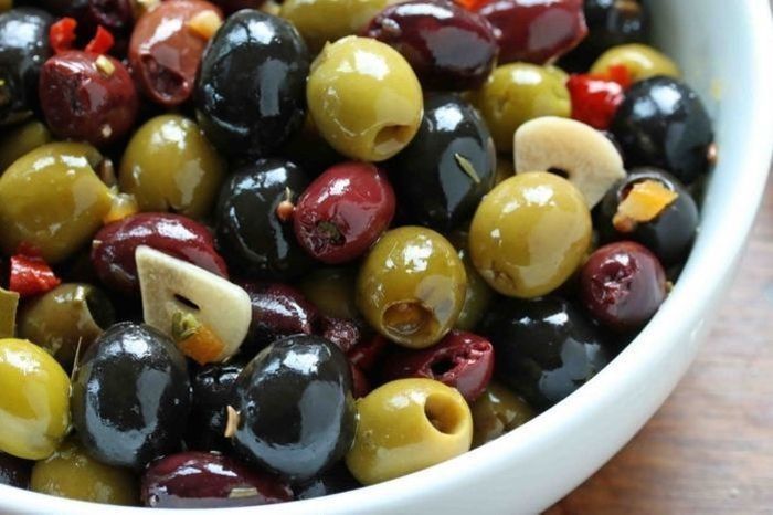 Boar's Head Deli Assorted Olives