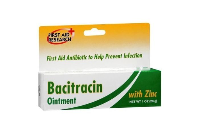 First Aid Research Bacitracin Ointment with Zinc