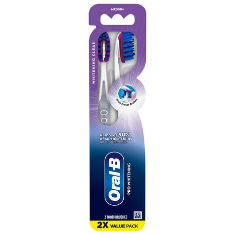Oral-B Whitening Clean Medium Toothbrushes Value Pack - 2 Toothbrushes